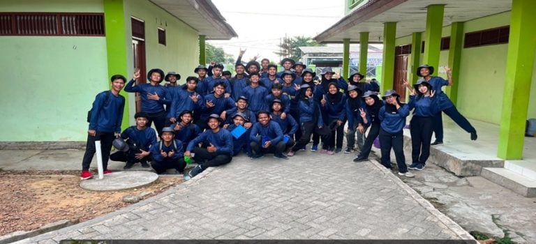 Pelatihan Baris Berbaris , Sosialisasi Penyuluhan Bahaya Narkoba dan Stop Bullying / Kekerasan Seksual Pelatihan Baris Berbaris , Sosialisasi Penyuluhan Bahaya Narkoba dan Stop Bullying / Kekerasan Seksual